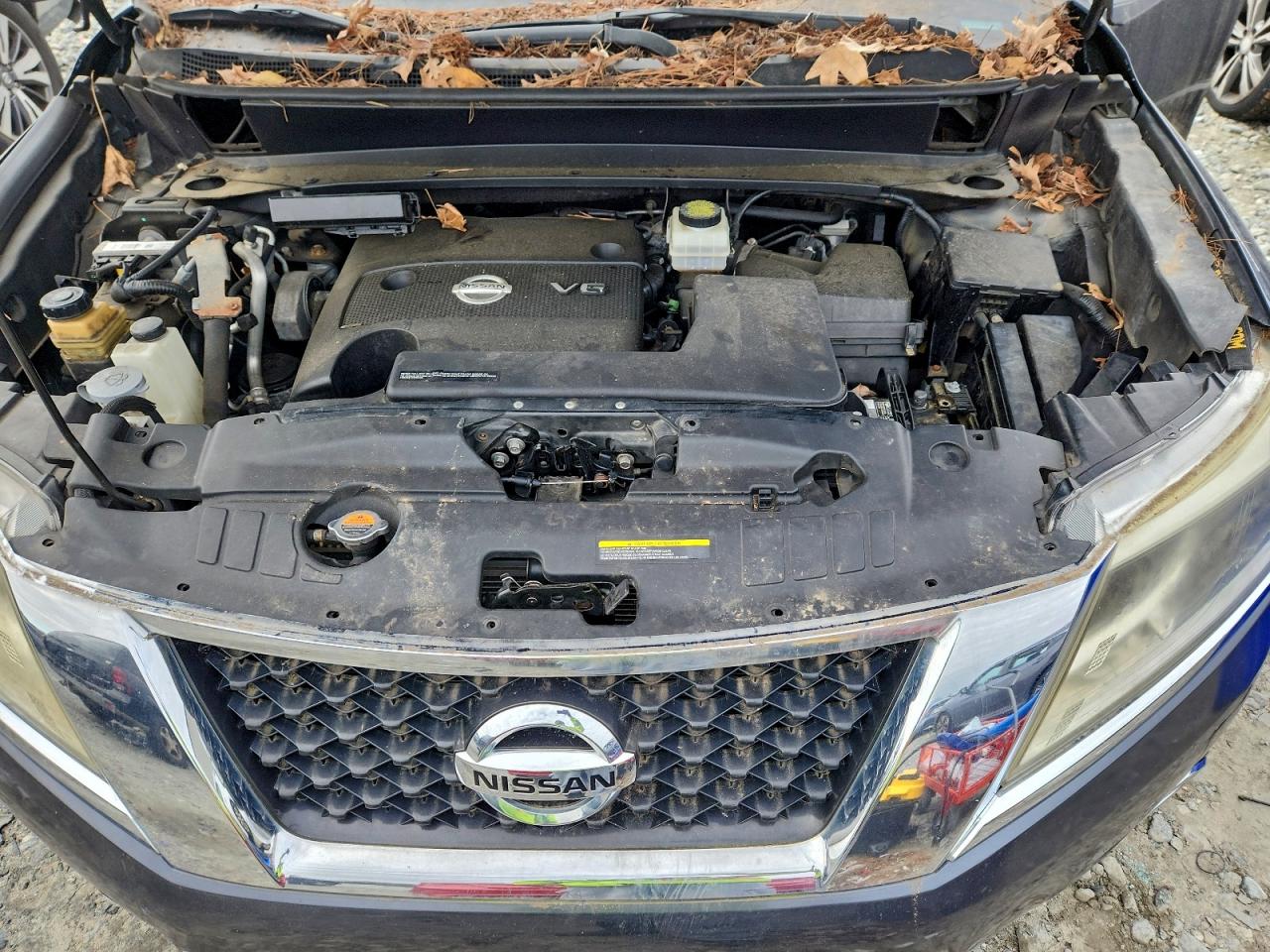 2013 NISSAN PATHFINDER S photo 12