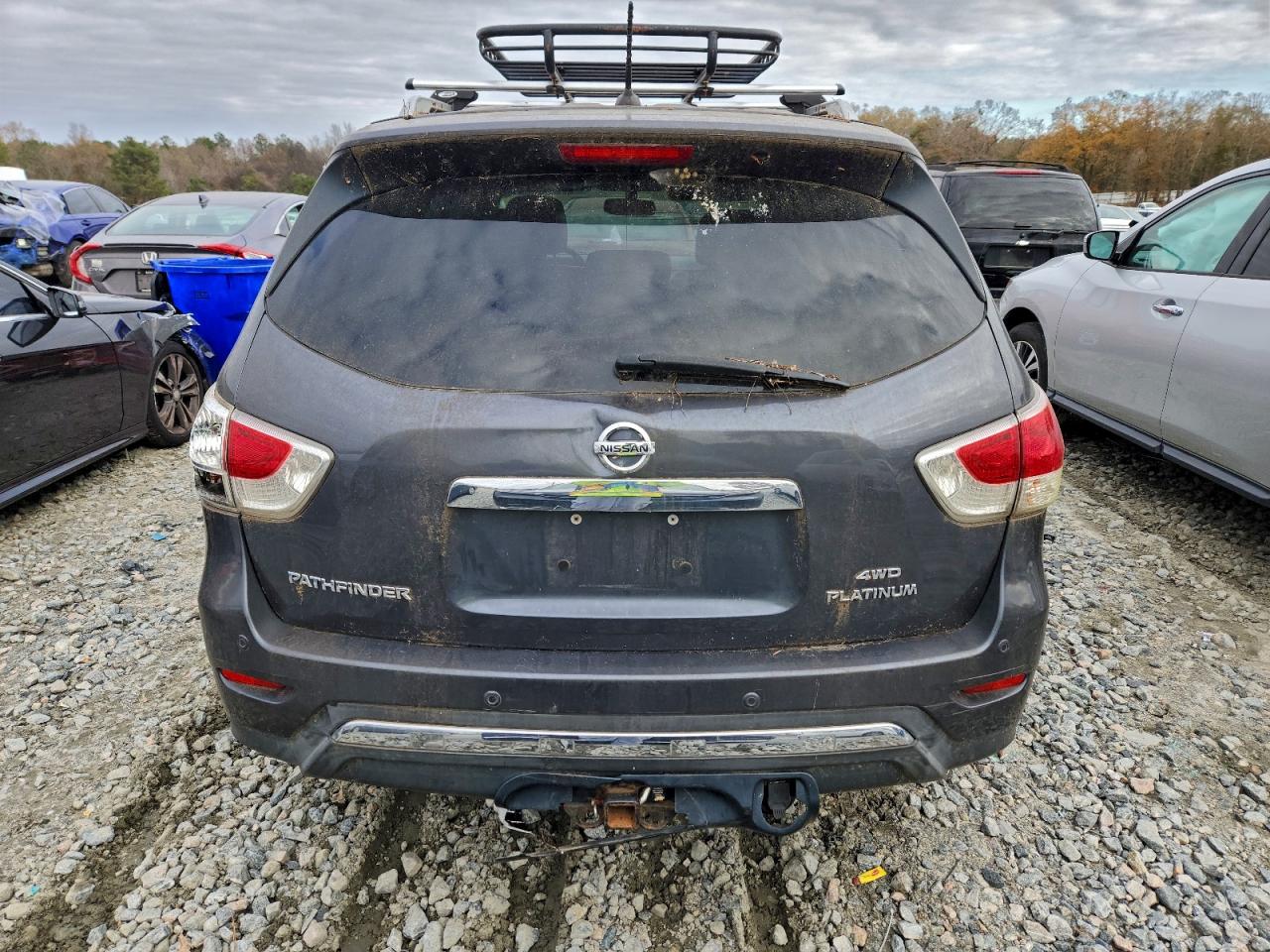 2013 NISSAN PATHFINDER S photo 6