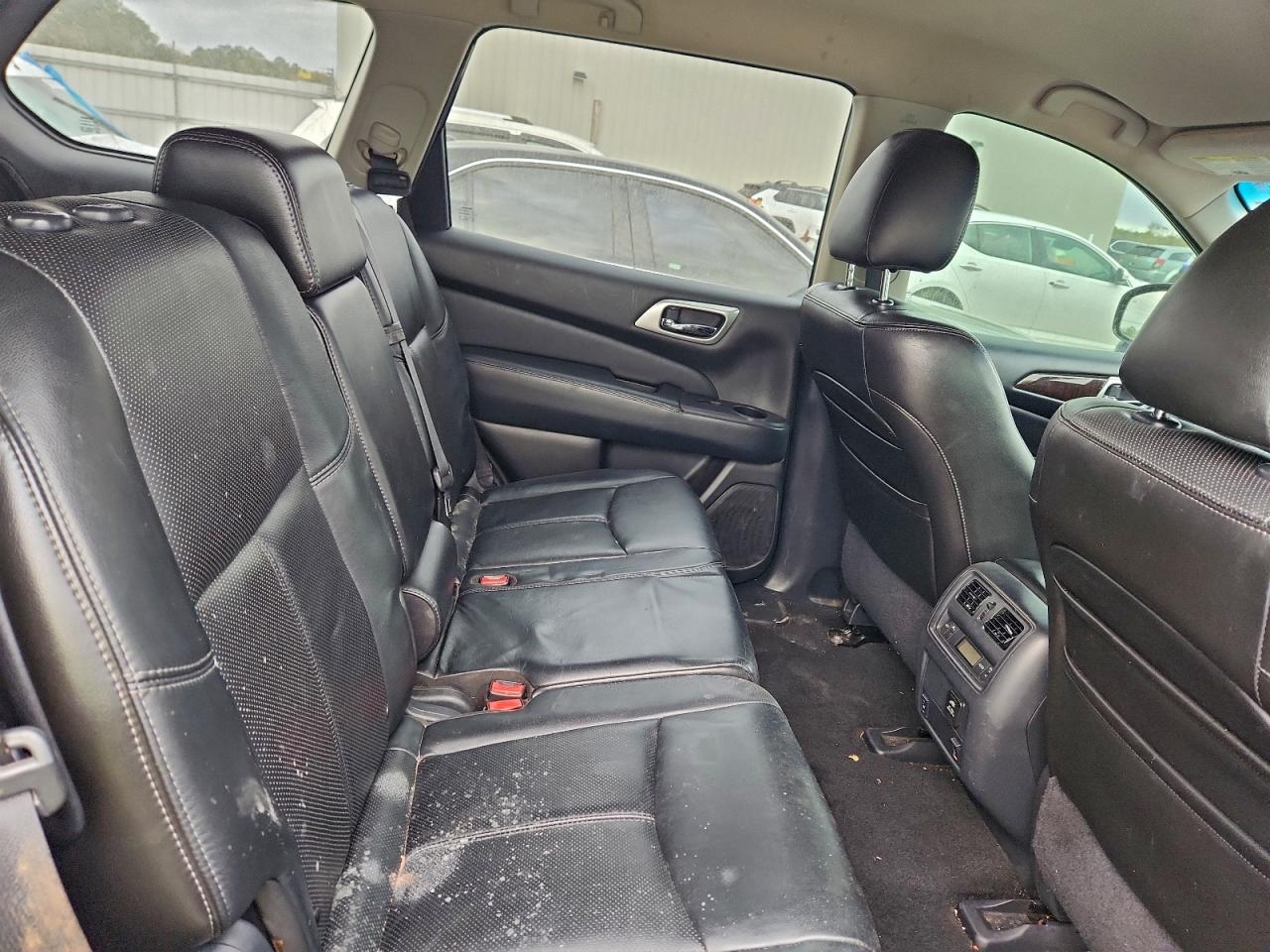 2013 NISSAN PATHFINDER S photo 11