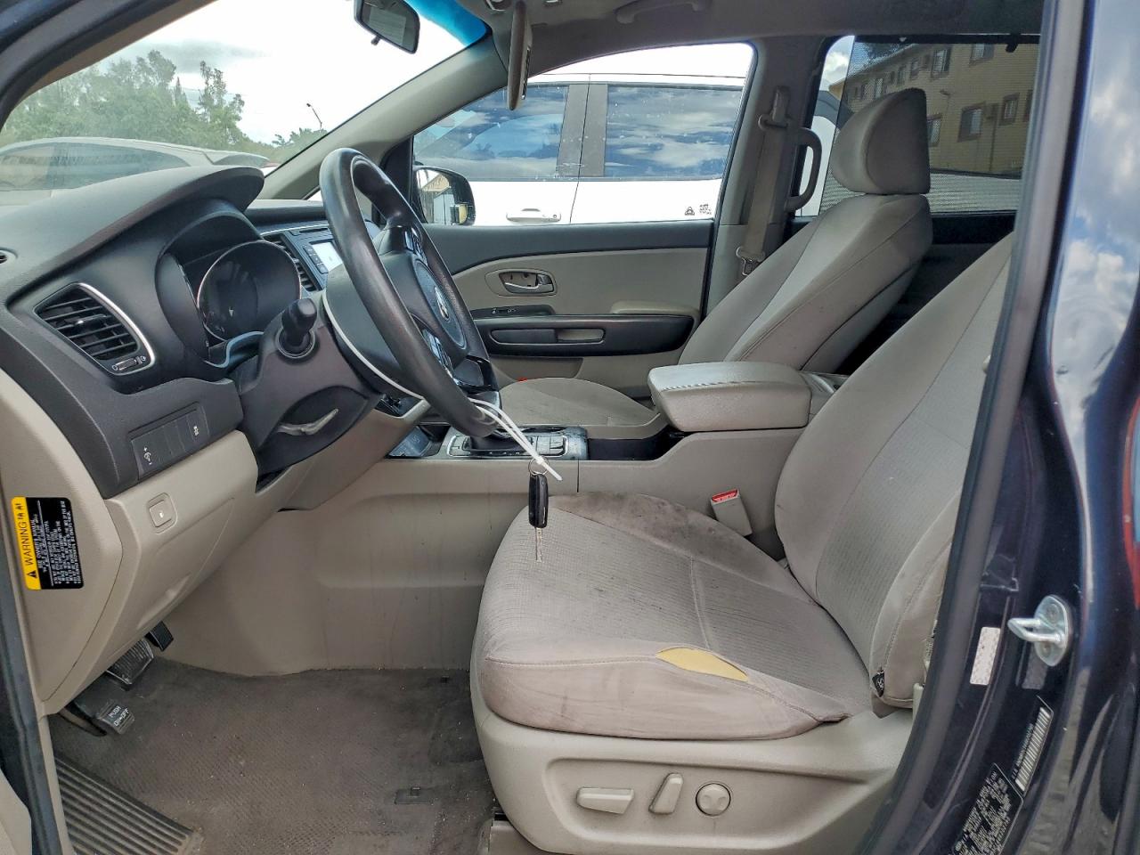 2016 KIA SEDONA photo 7