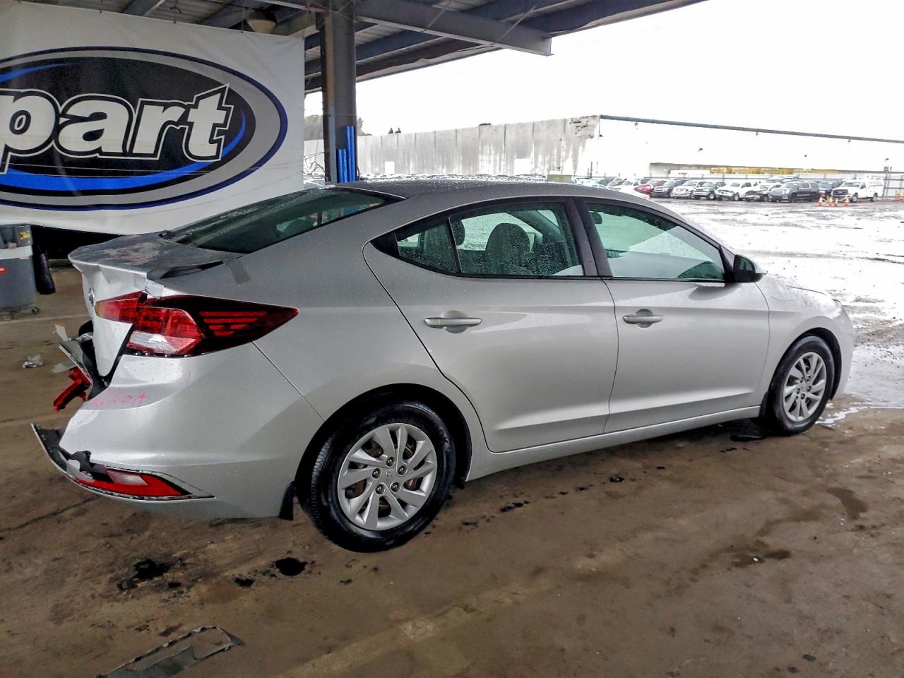 2020 HYUNDAI ELANTRA SE photo 3