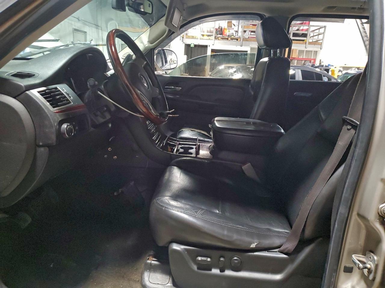 2007 CADILLAC ESCALADE ESV photo 7