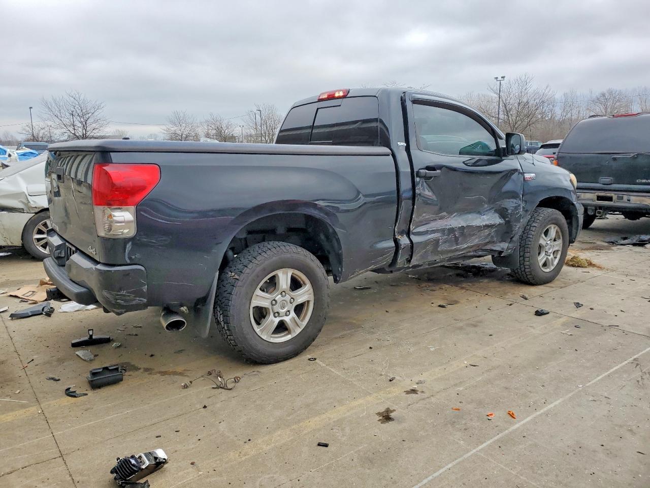 2007 TOYOTA TUNDRA photo 3
