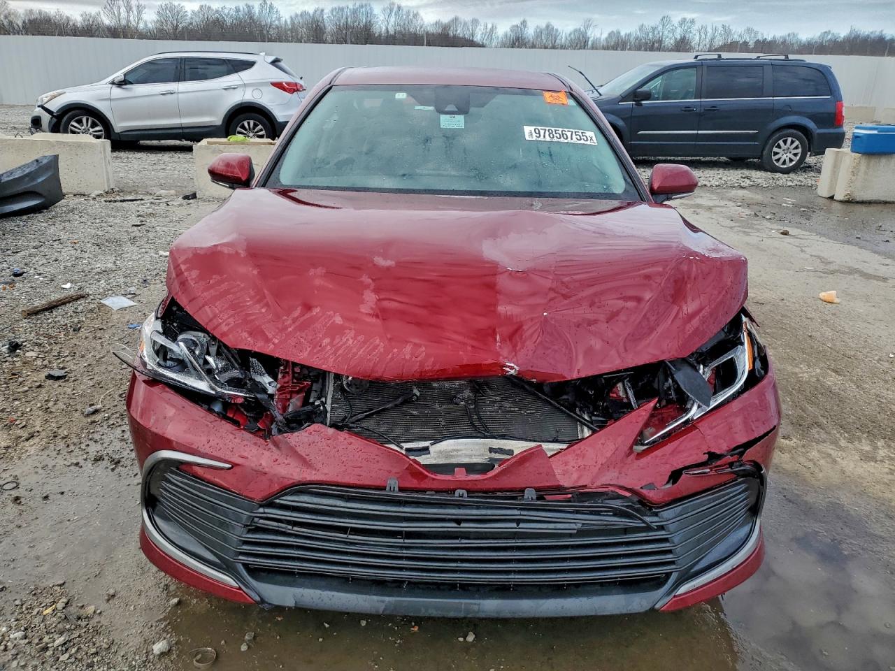 2022 TOYOTA CAMRY LE photo 5