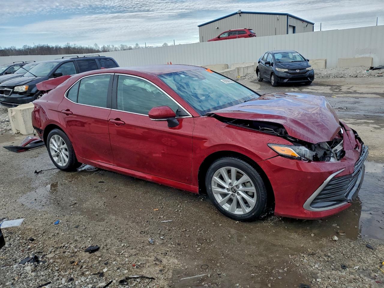 2022 TOYOTA CAMRY LE photo 4