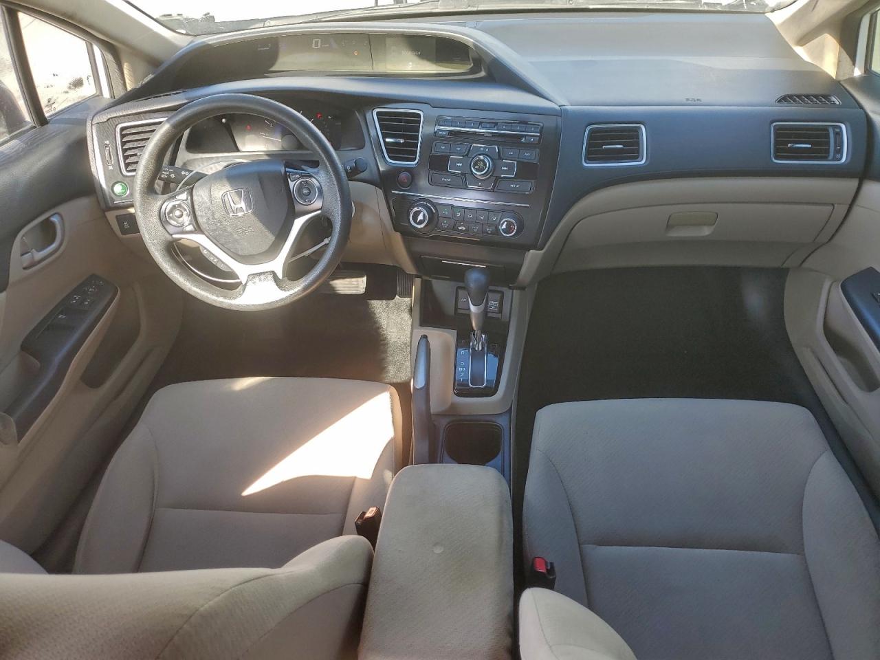 2013 HONDA CIVIC LX photo 8