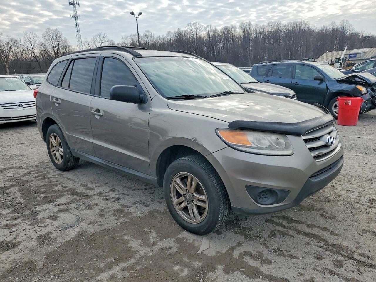 2012 HYUNDAI SANTA FE GLS photo 4