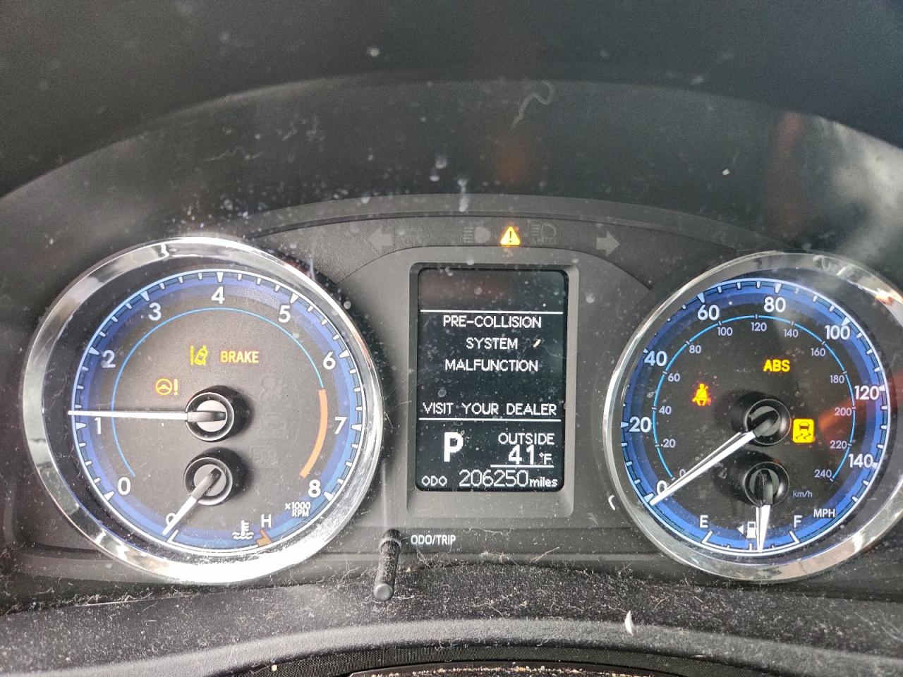 2017 TOYOTA COROLLA L photo 17