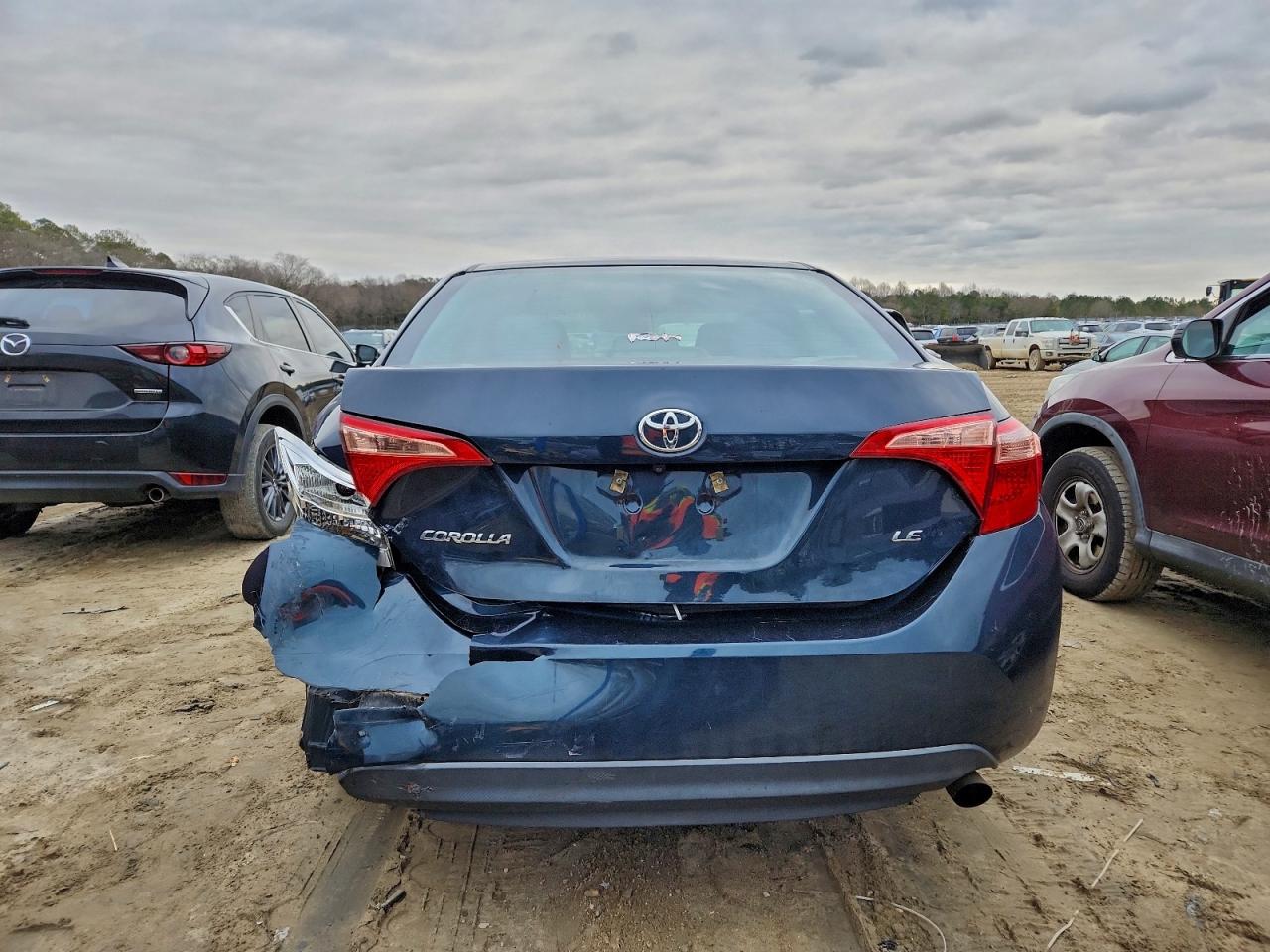 2017 TOYOTA COROLLA L photo 11