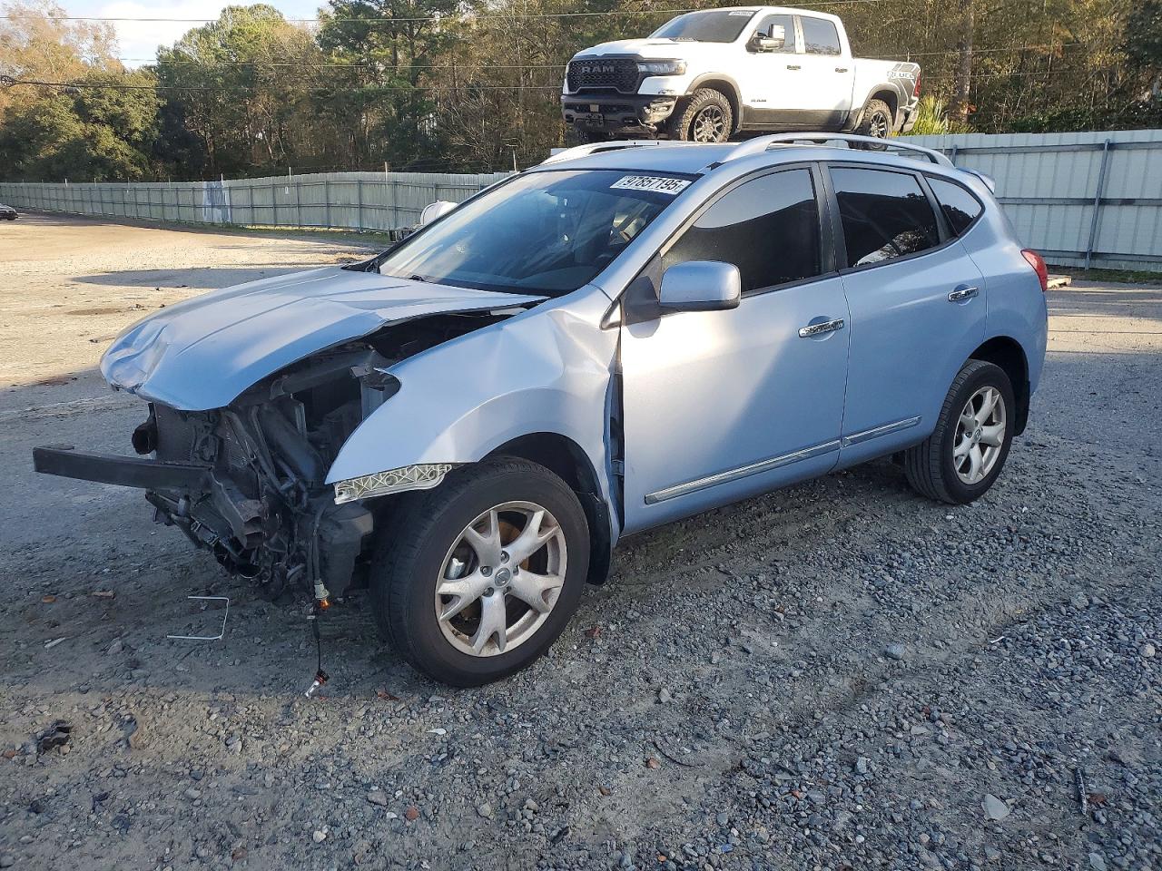 2011 NISSAN ROGUE