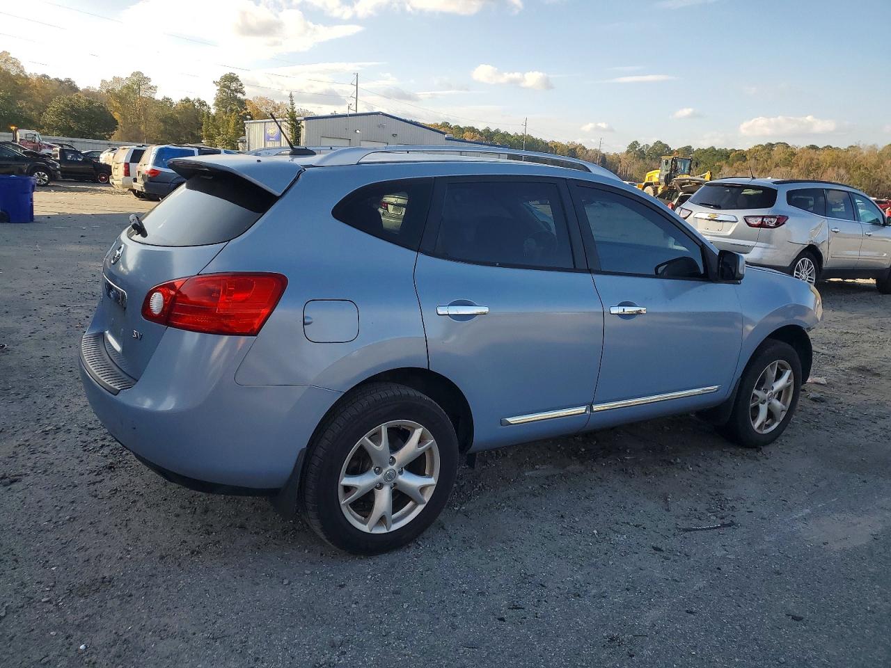 2011 NISSAN ROGUE S photo 3