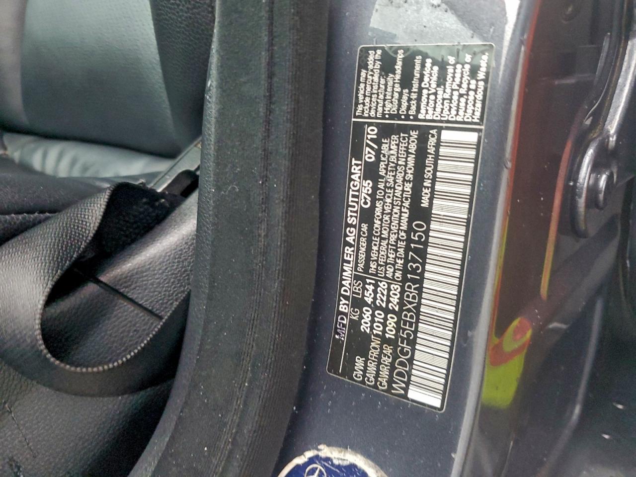 2011 MERCEDES-BENZ C 300 photo 34