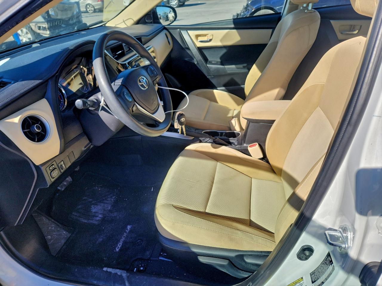 2017 TOYOTA COROLLA L photo 7