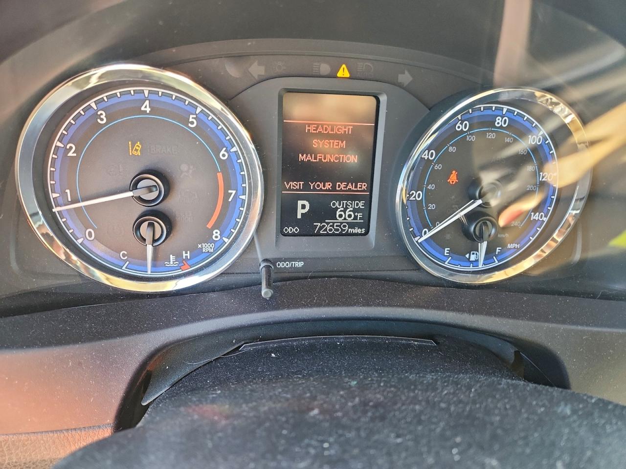 2017 TOYOTA COROLLA L photo 9