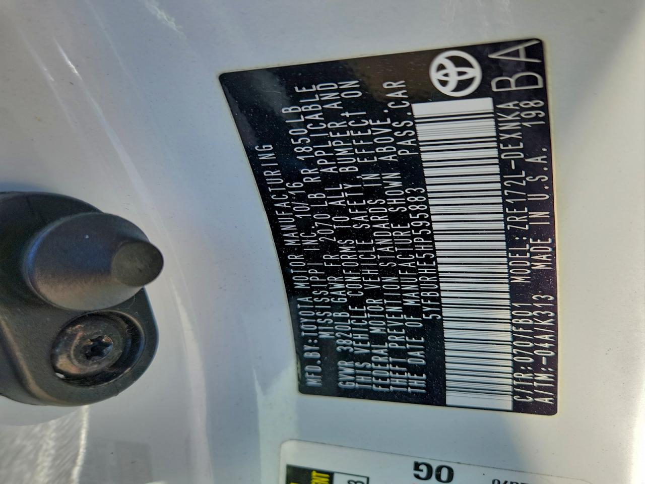 2017 TOYOTA COROLLA L photo 13