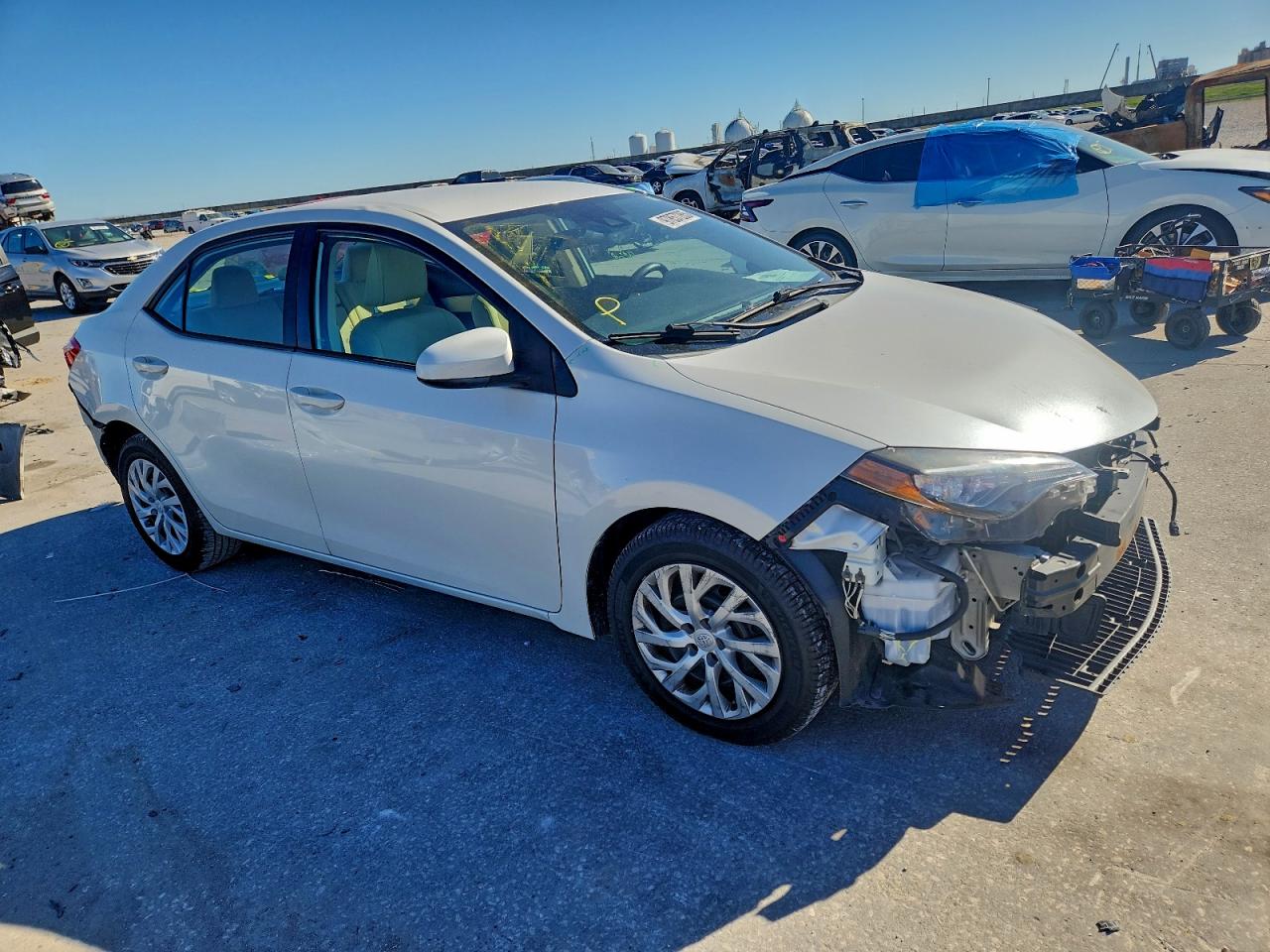2017 TOYOTA COROLLA L photo 4