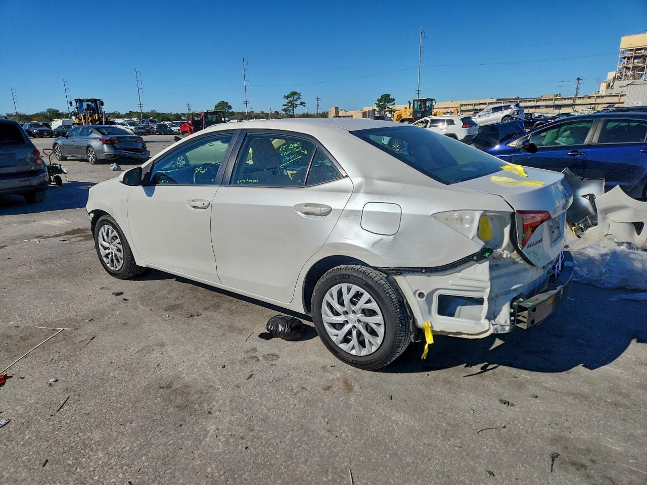 2017 TOYOTA COROLLA L photo 2