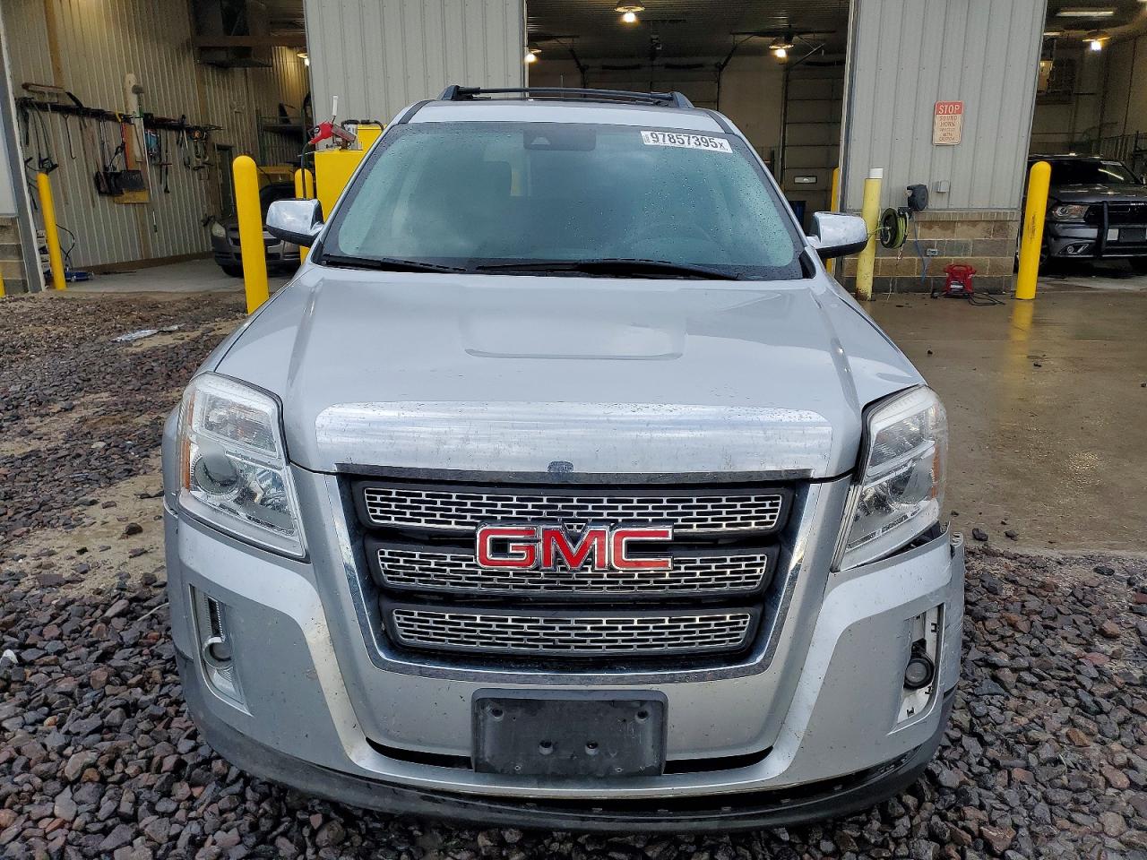 2015 GMC TERRAIN SLT photo 9