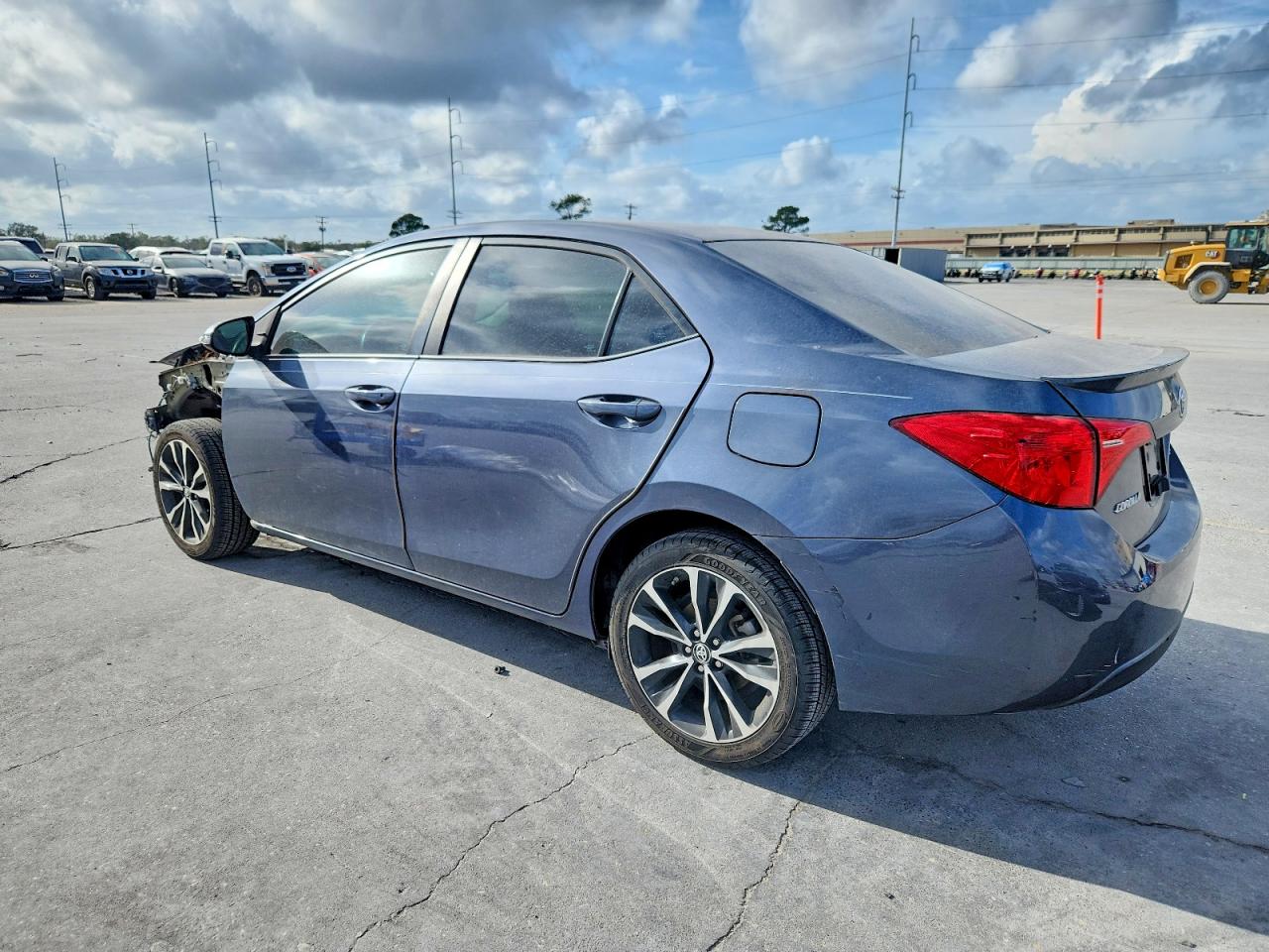 2017 TOYOTA COROLLA L photo 2