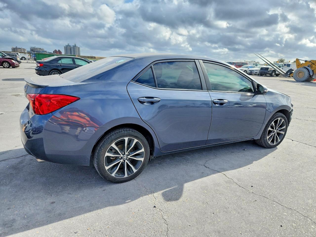 2017 TOYOTA COROLLA L photo 3