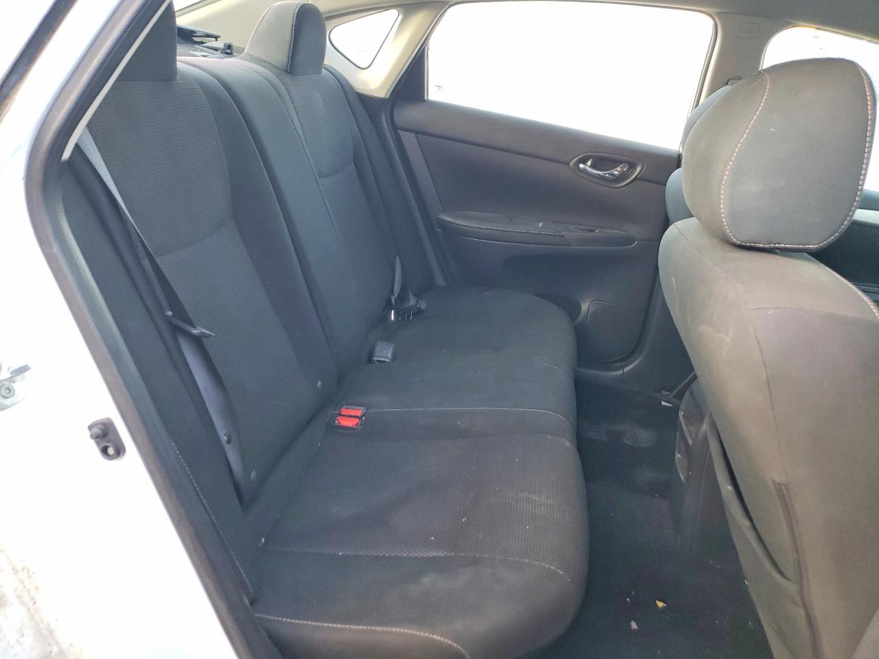2019 NISSAN SENTRA S photo 28