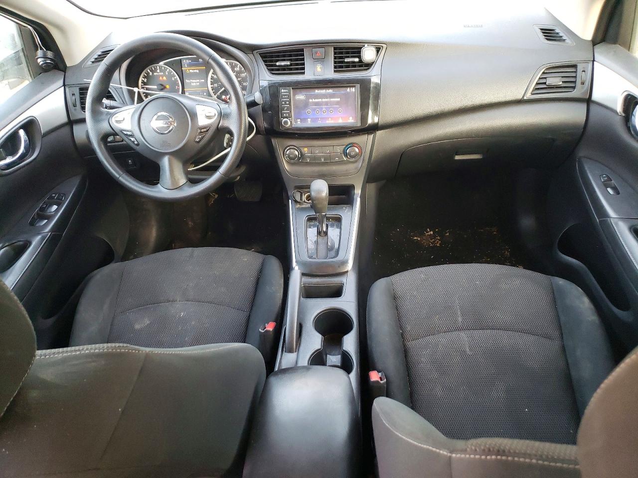 2019 NISSAN SENTRA S photo 22