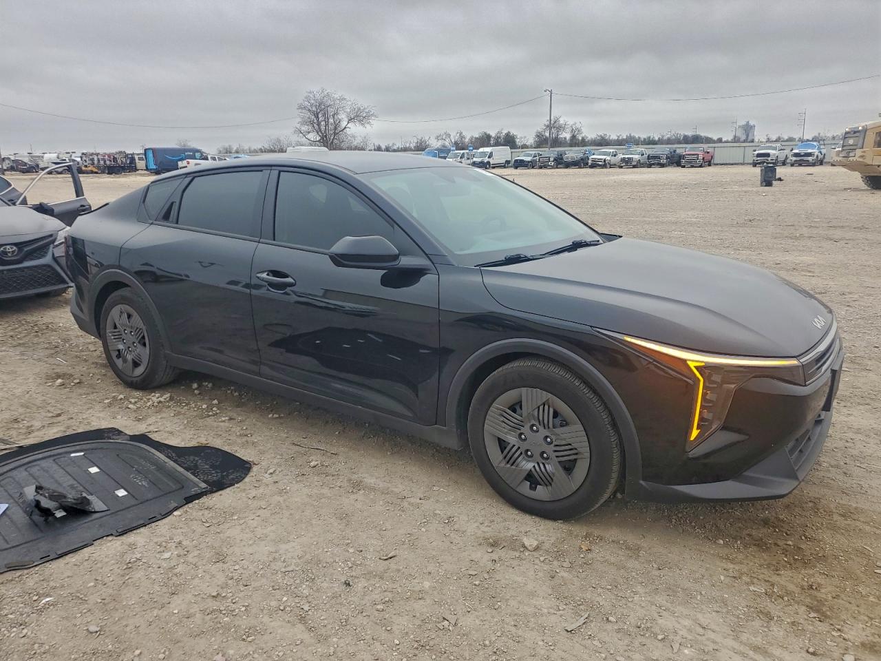 2025 KIA K4 LX photo 4