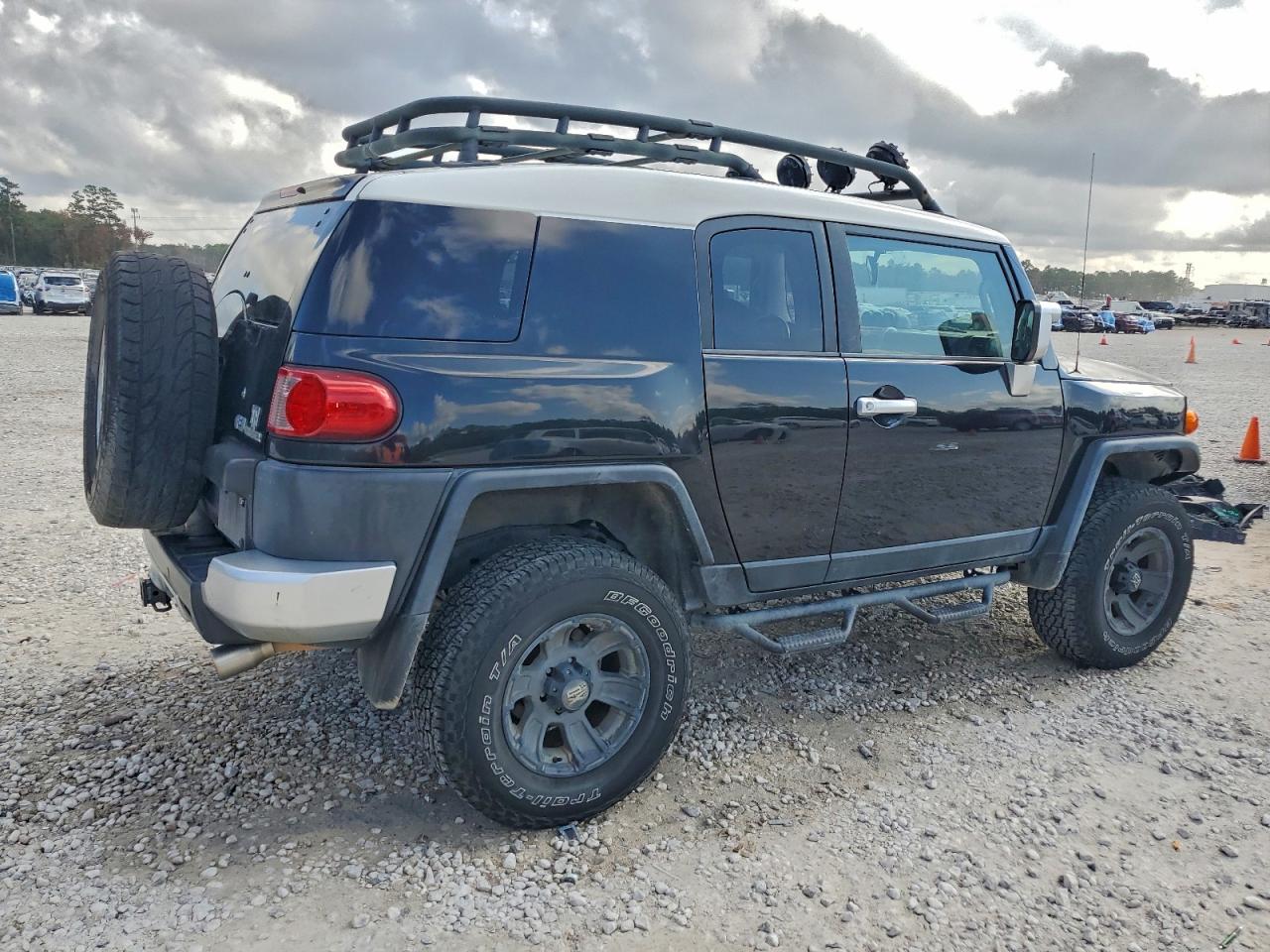 2007 TOYOTA FJ CRUISER photo 5