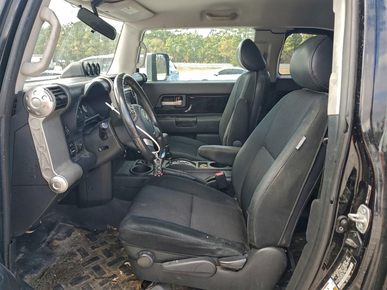 2007 TOYOTA FJ CRUISER photo 13