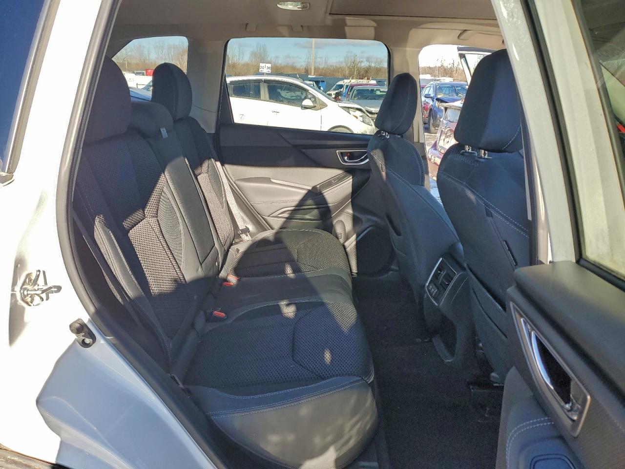 2019 SUBARU FORESTER PREMIUM photo 10