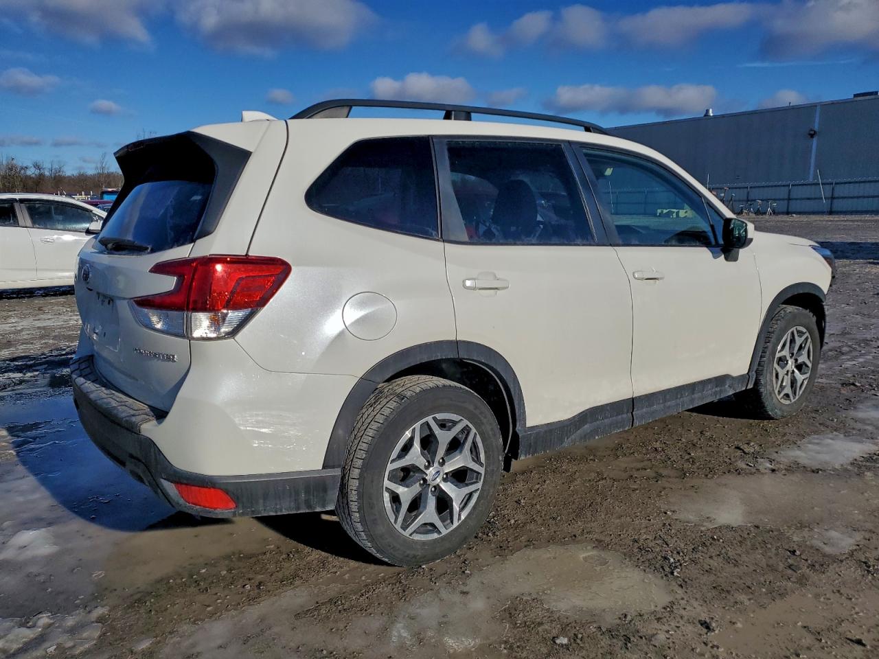 2019 SUBARU FORESTER PREMIUM photo 3