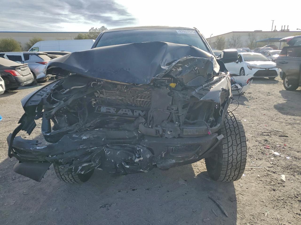 2021 RAM 1500 CLASSIC SLT photo 5