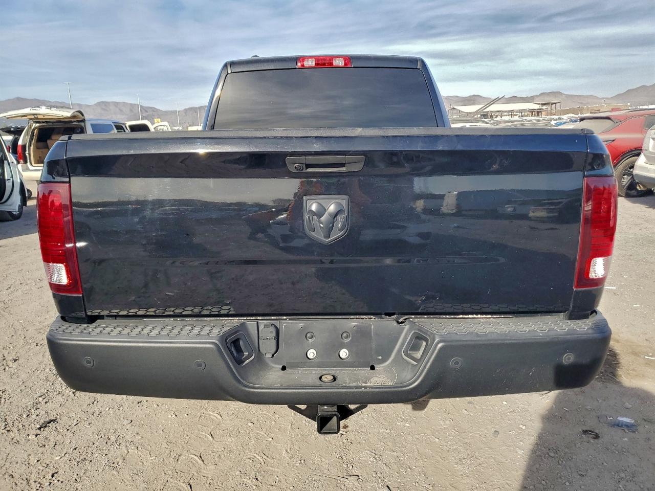 2021 RAM 1500 CLASSIC SLT photo 6