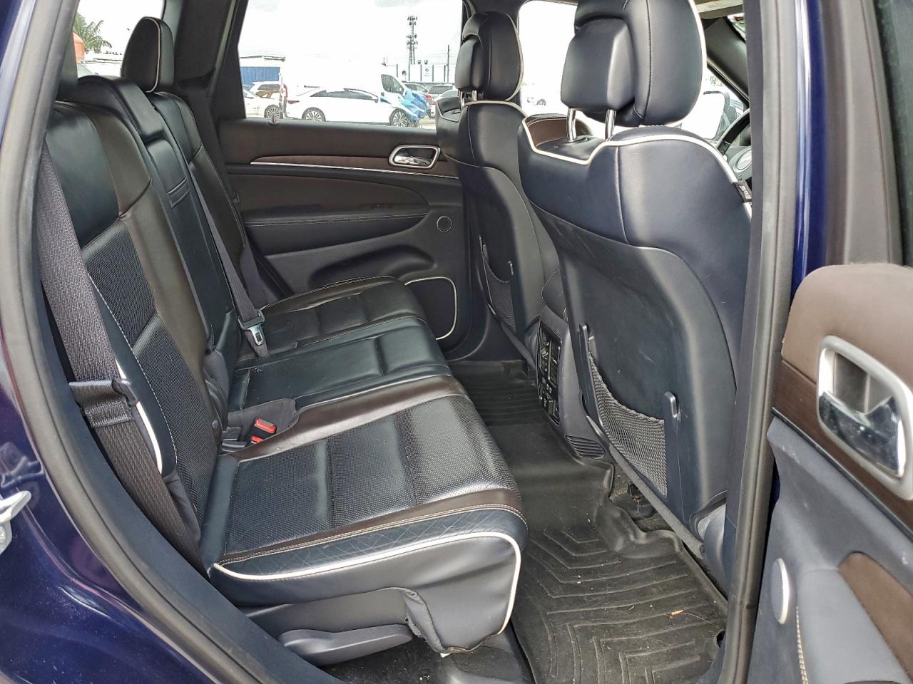2015 JEEP GRAND CHEROKEE OVERLAND photo 10
