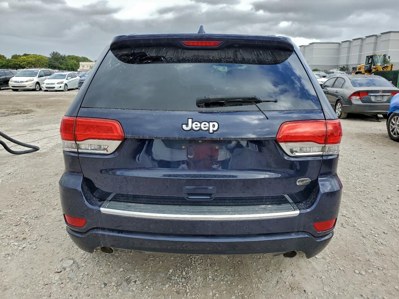 2015 JEEP GRAND CHEROKEE OVERLAND photo 6