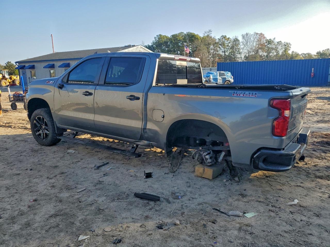 2021 CHEVROLET SILVERADO K1500 LT TRAIL BOSS photo 2