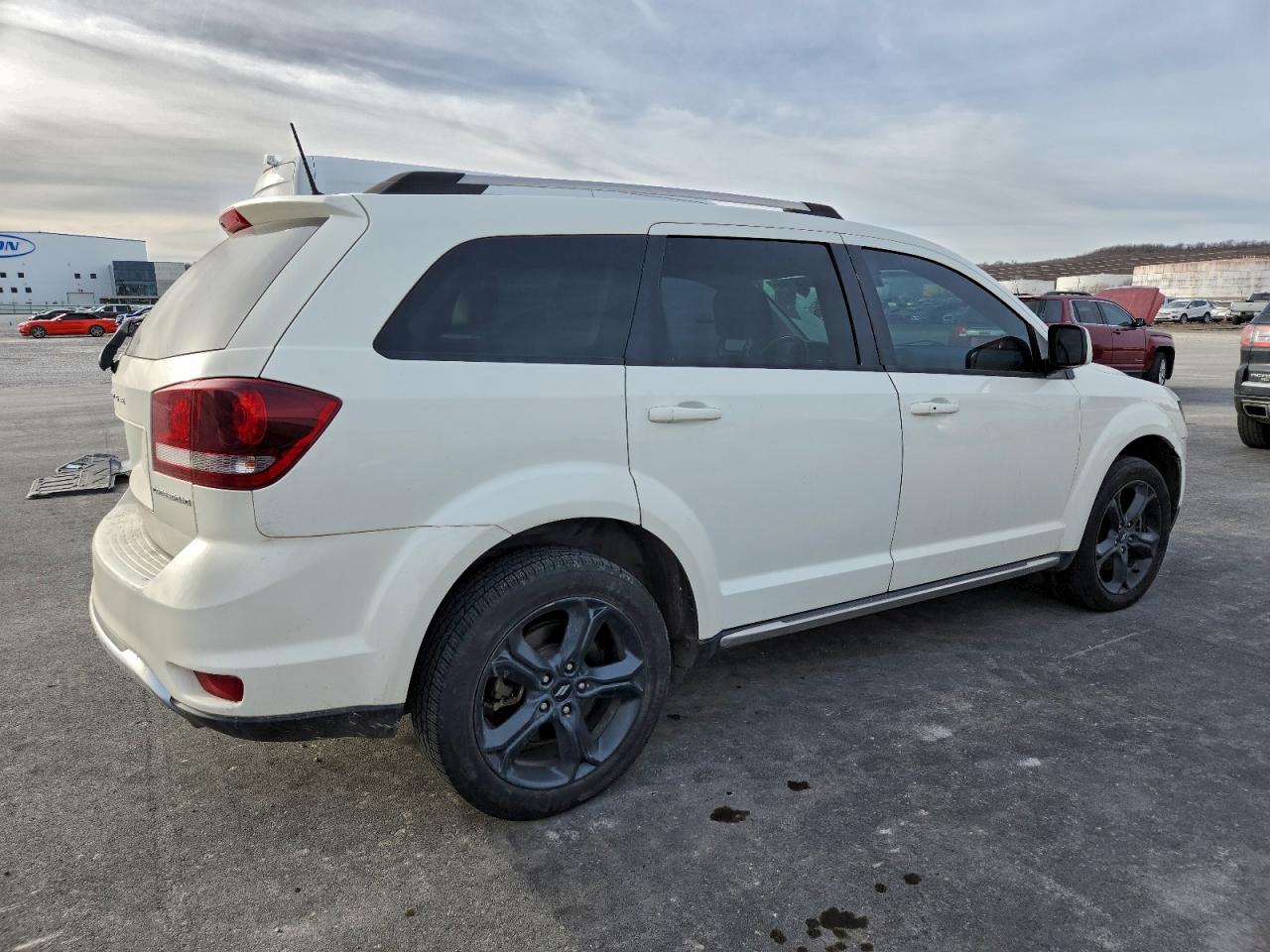 2018 DODGE JOURNEY CROSSROAD photo 3