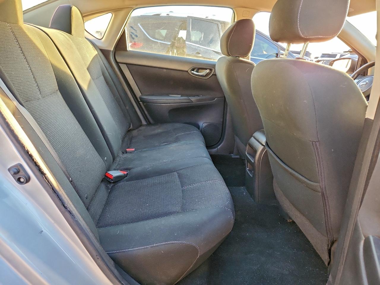 2018 NISSAN SENTRA S photo 10
