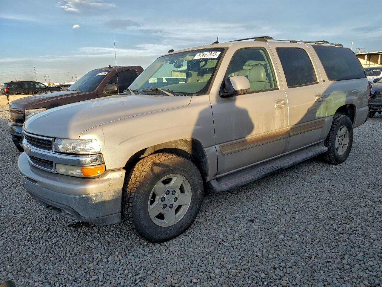 2004 CHEVROLET SUBURBAN