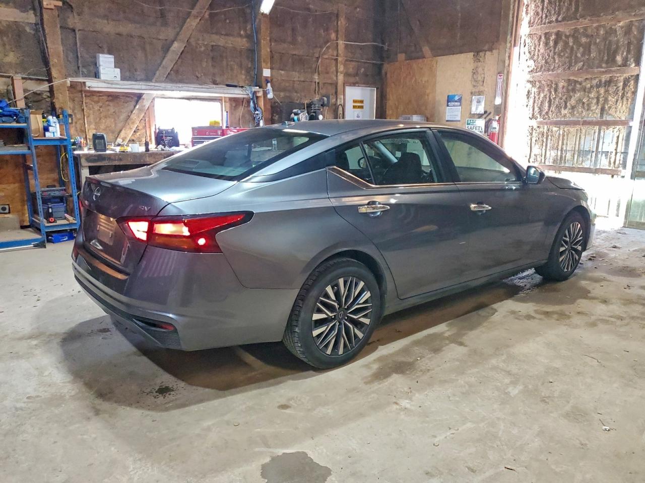 2024 NISSAN ALTIMA SV photo 3