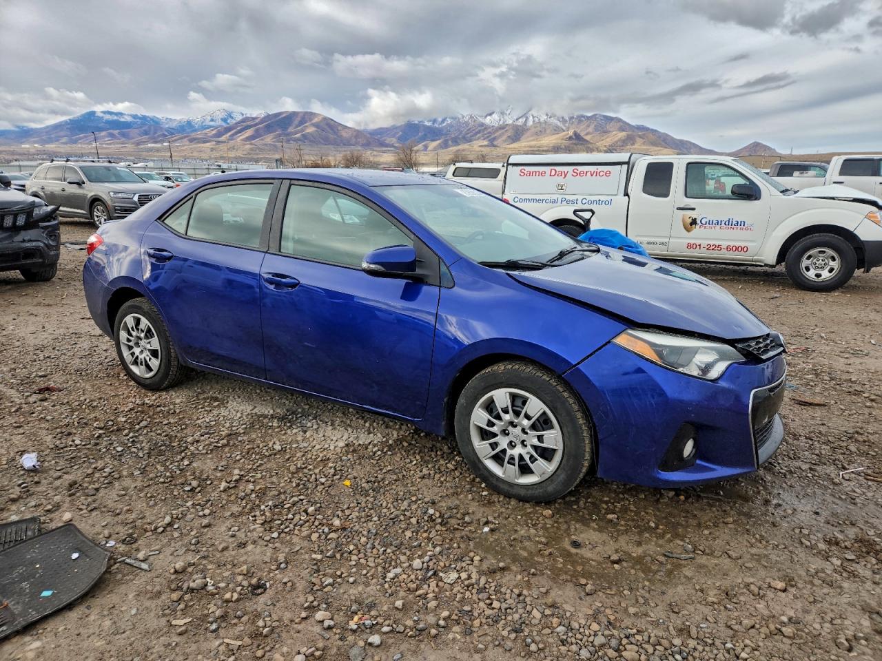 2015 TOYOTA COROLLA L photo 4