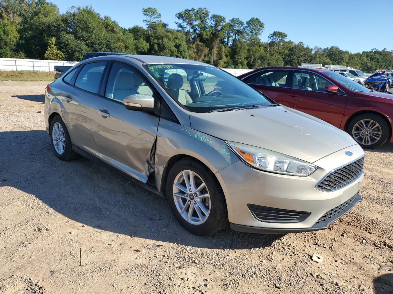 2015 FORD FOCUS SE photo 7