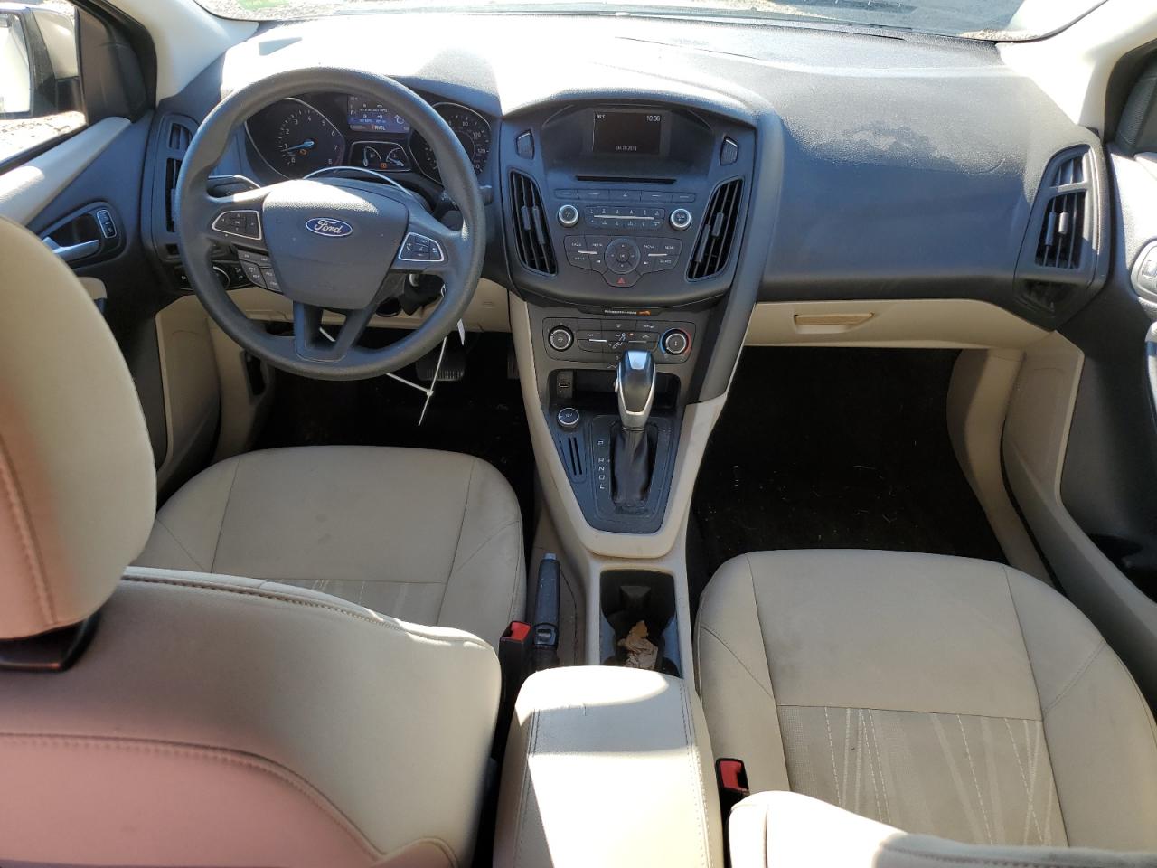 2015 FORD FOCUS SE photo 15