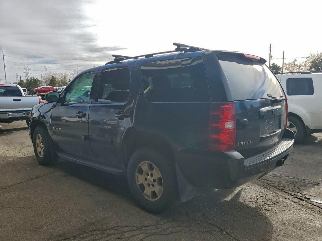 2007 CHEVROLET TAHOE K1500 photo 2