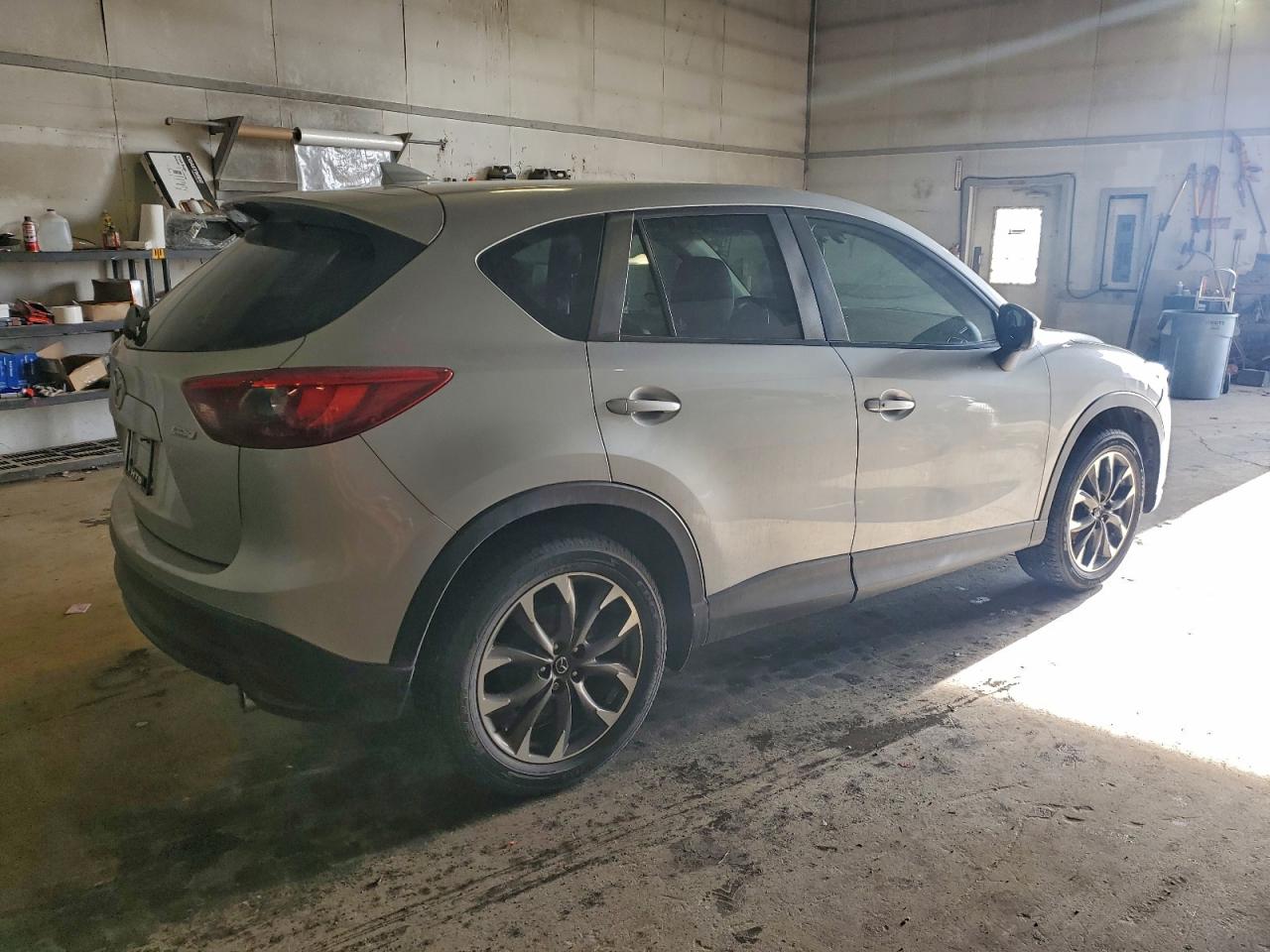 2016 MAZDA CX-5 GT photo 3
