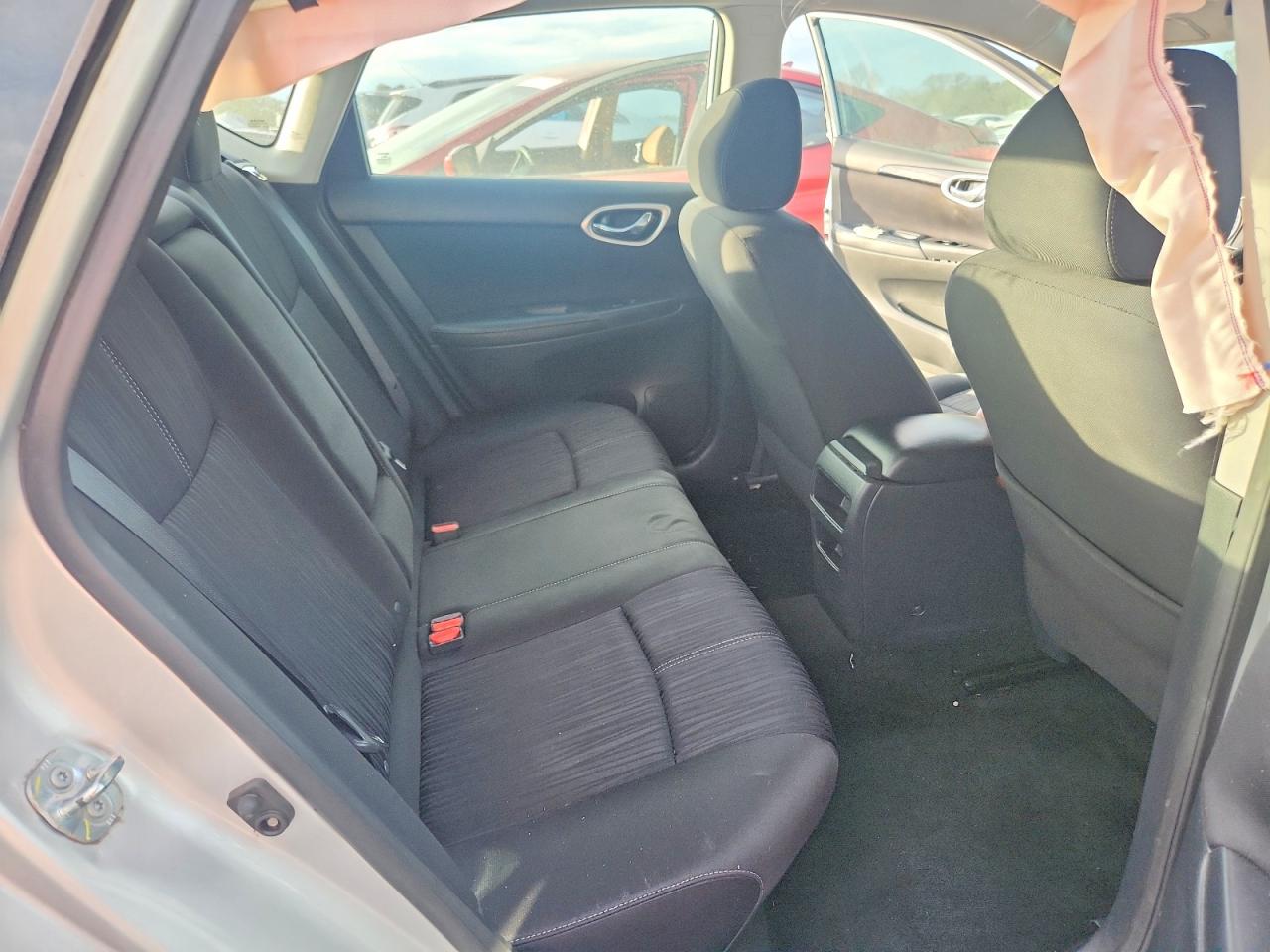 2017 NISSAN SENTRA S photo 19