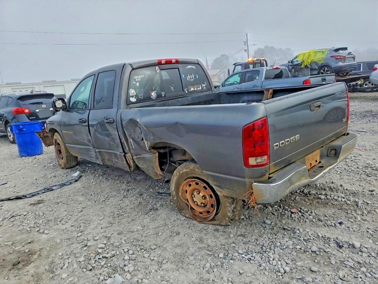 2003 DODGE RAM 1500 ST photo 2