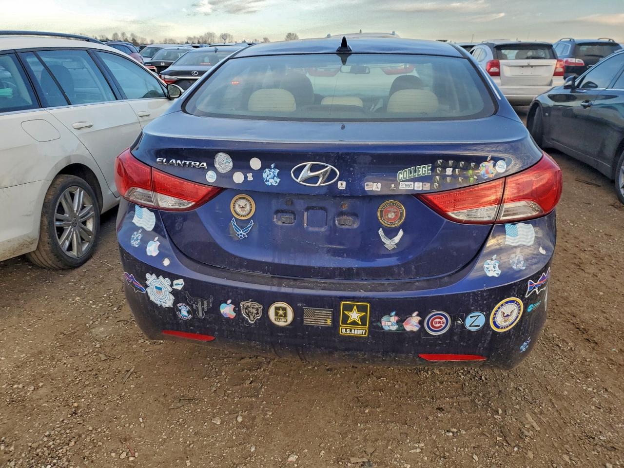 2013 HYUNDAI ELANTRA GLS photo 16
