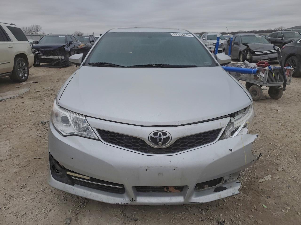 2012 TOYOTA CAMRY BASE photo 9