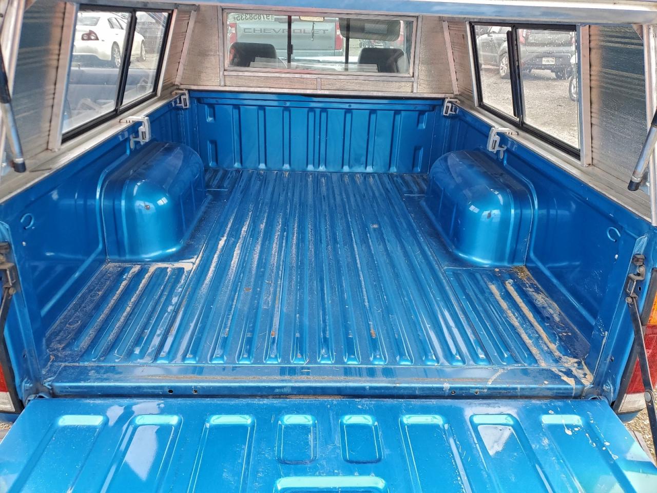 1997 NISSAN TRUCK BASE photo 10